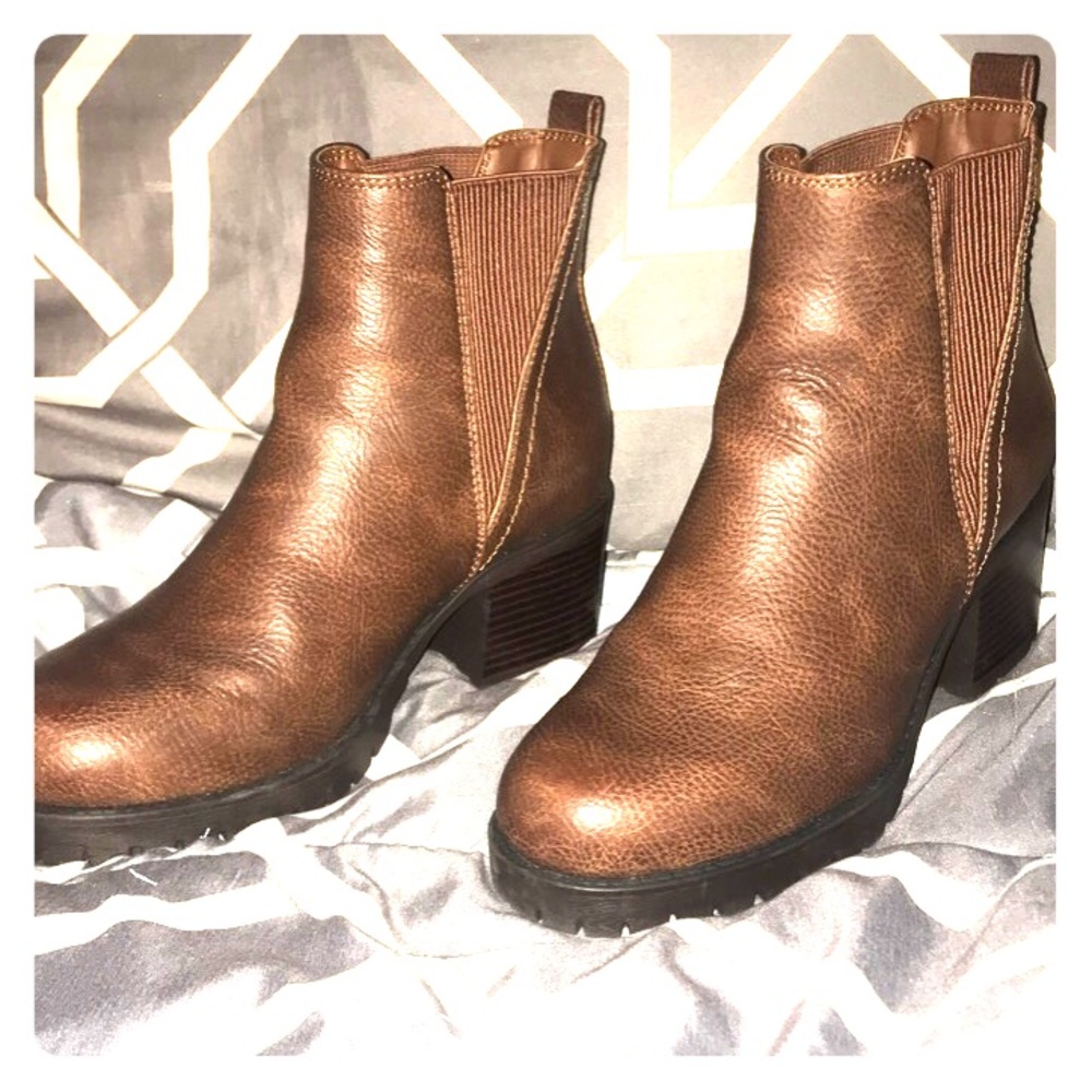 MIA heeled boots
